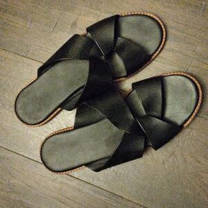 Botiker "Zuri" Black Leather Twist Slip On Sandals